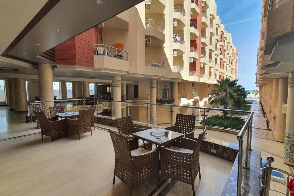 Casablanca Beach Direct Sea View Tow Bedroom Apartment ฮูร์กาดา ภายนอก รูปภาพ