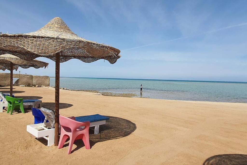 Casablanca Beach Direct Sea View Tow Bedroom Apartment ฮูร์กาดา ภายนอก รูปภาพ