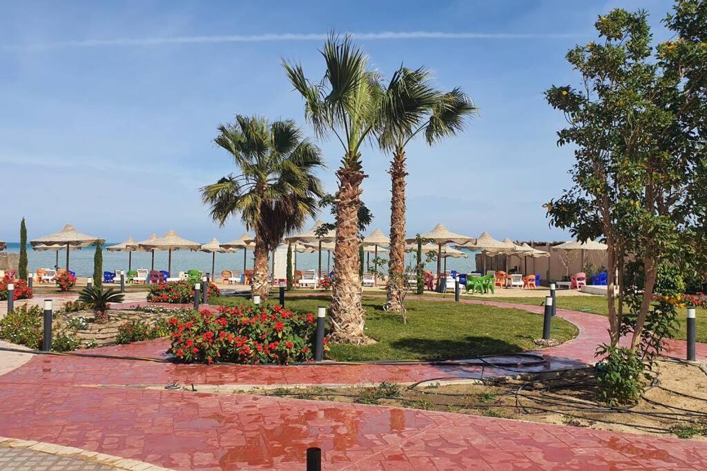 Casablanca Beach Direct Sea View Tow Bedroom Apartment ฮูร์กาดา ภายนอก รูปภาพ